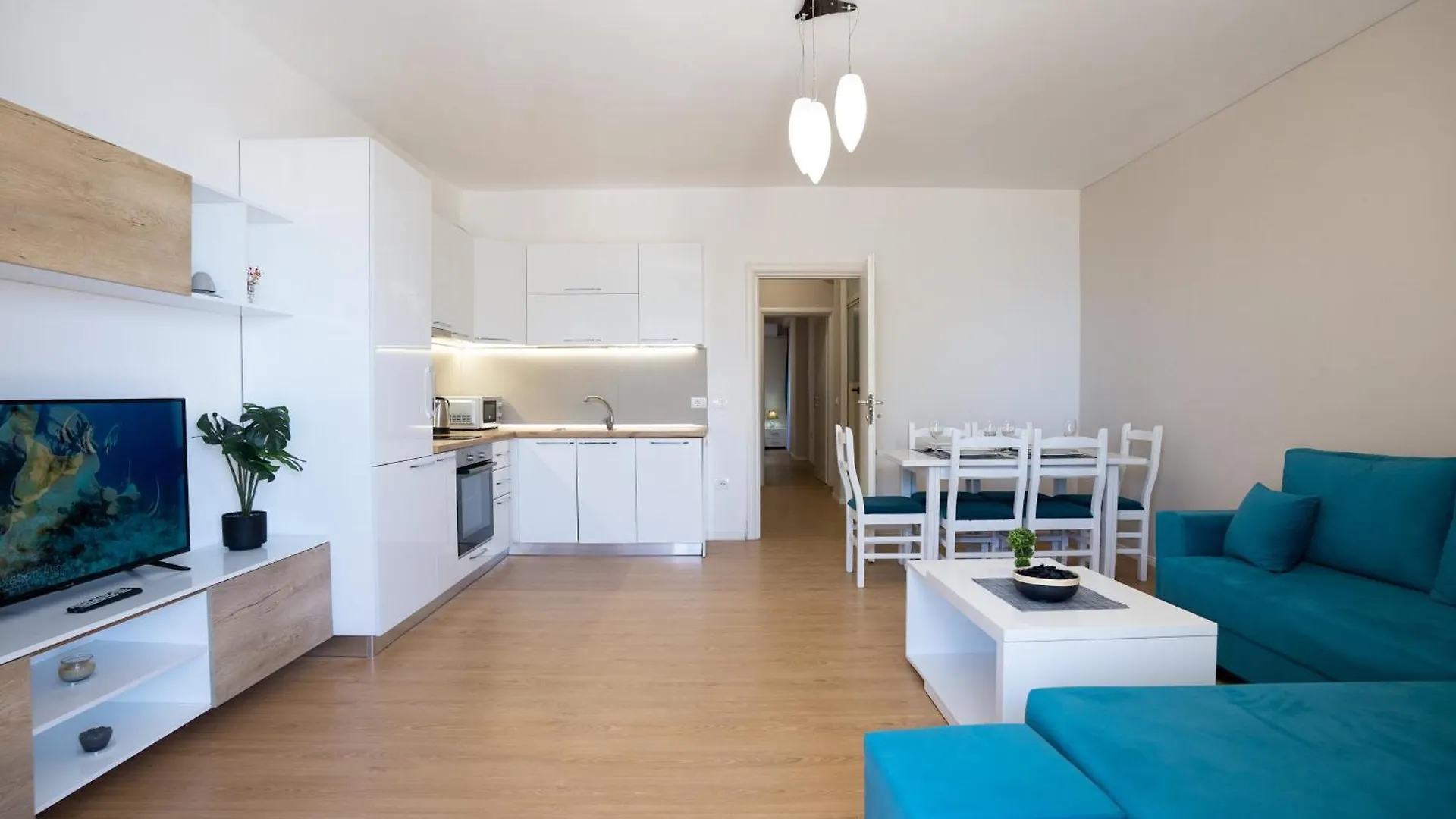 Sea View-Palm Trees Apartment Durrës Albanien